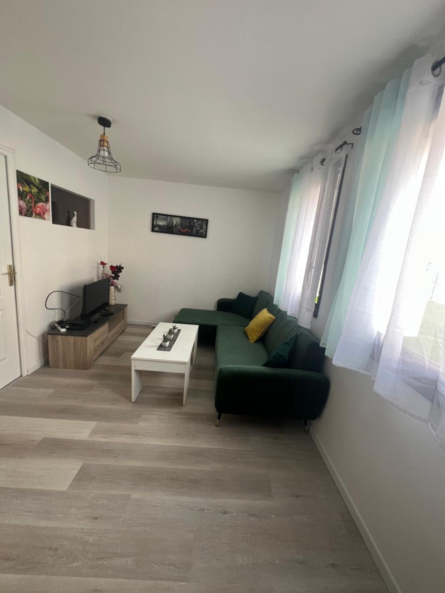 Studio De La Gare Vesoul Eksteriør bilde